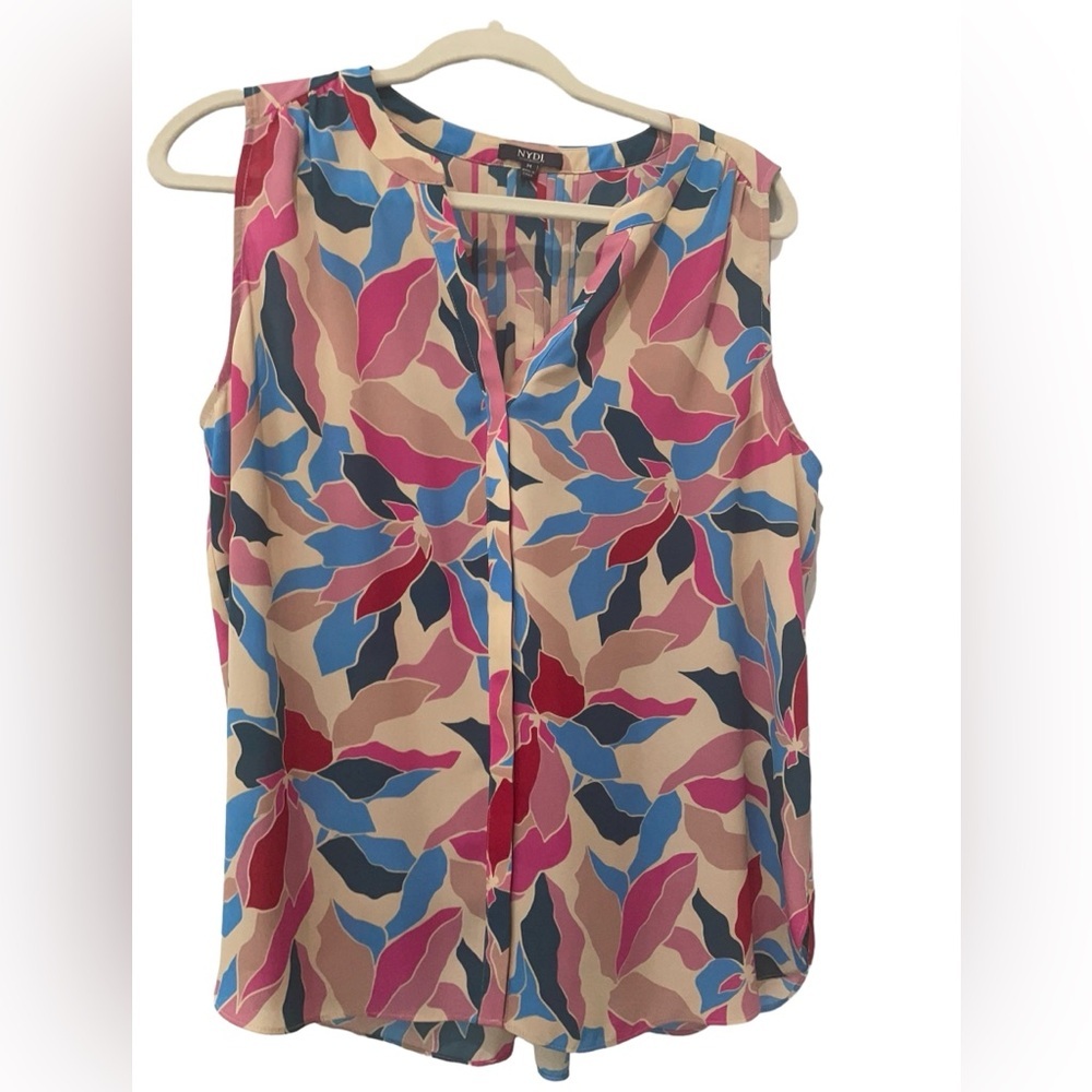 NYDJ Blouse – Pastel Floral, Lightweight Layering, Sz M, EUC